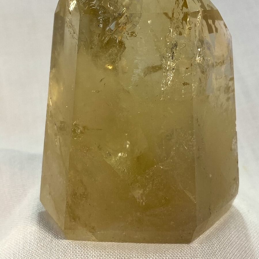 Sparkling Citrine crystal, a gem for Virgos